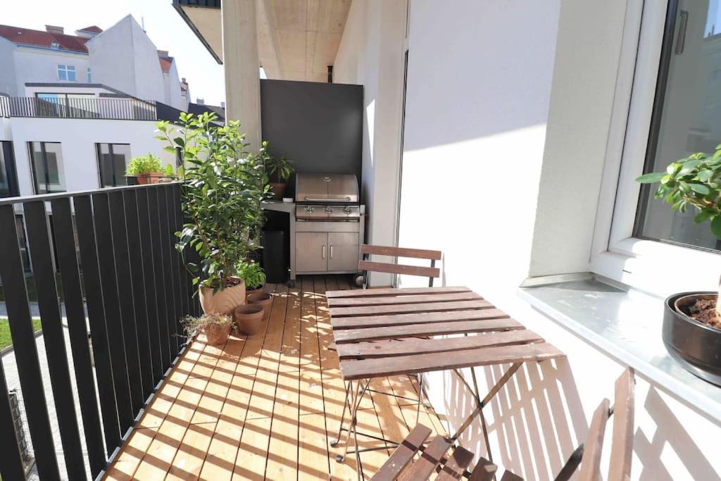 Smart Apt Mit Balkon Am Augarten Park Naehe Zentrum Wenen Buitenkant foto
